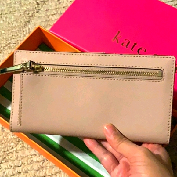 Brand new Kate Spade wallet - Picture 4 of 4